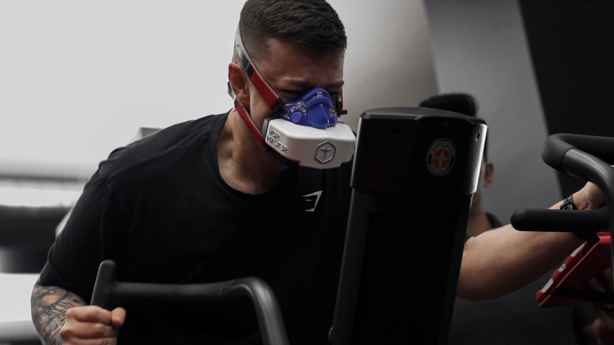 Athlete performing VO2 max performance test at Arzadon Fitness Toronto